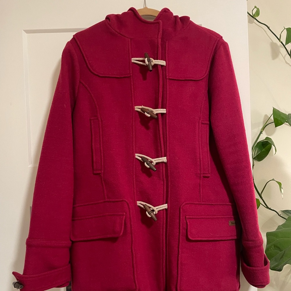 Roots wool pea coat winter jacket. Beautiful raspberry color. Size Large (L)